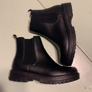 Black Leather Chelsea Boots